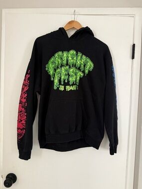 Six Flags Black Hoodie graphic Sweatshirt